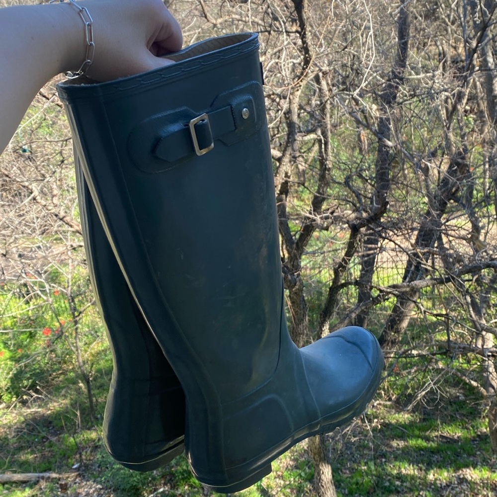 Hunter Rain boots Size 7F original gloss tall